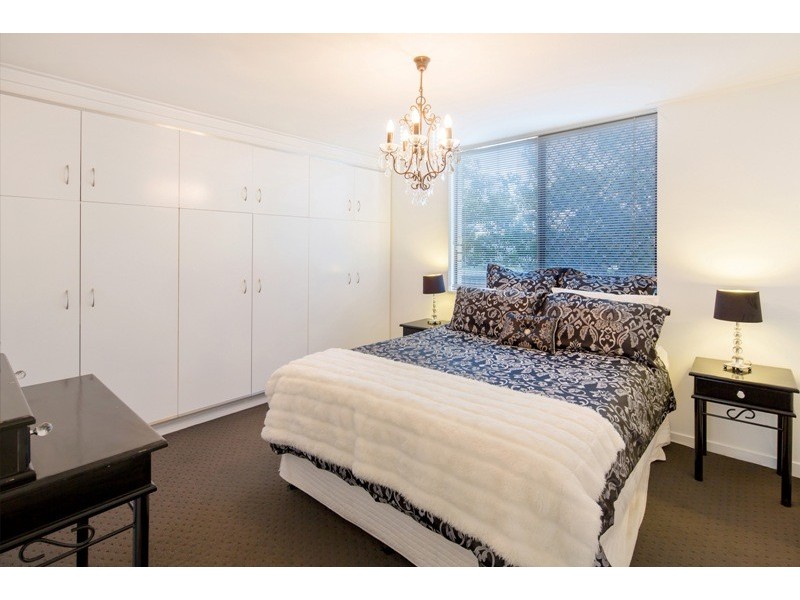 2/35 Lower Gay Terrace, Caloundra QLD 4551