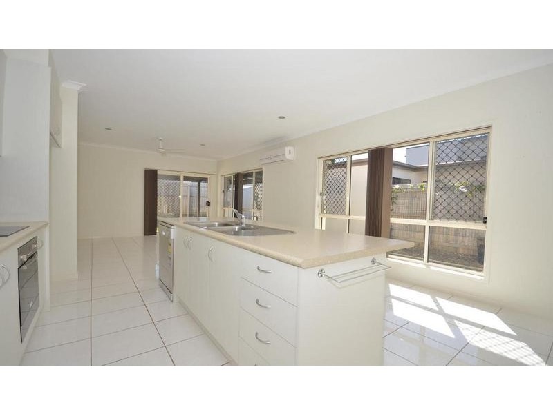 18 Quandong Street, Meridan Plains QLD 4551