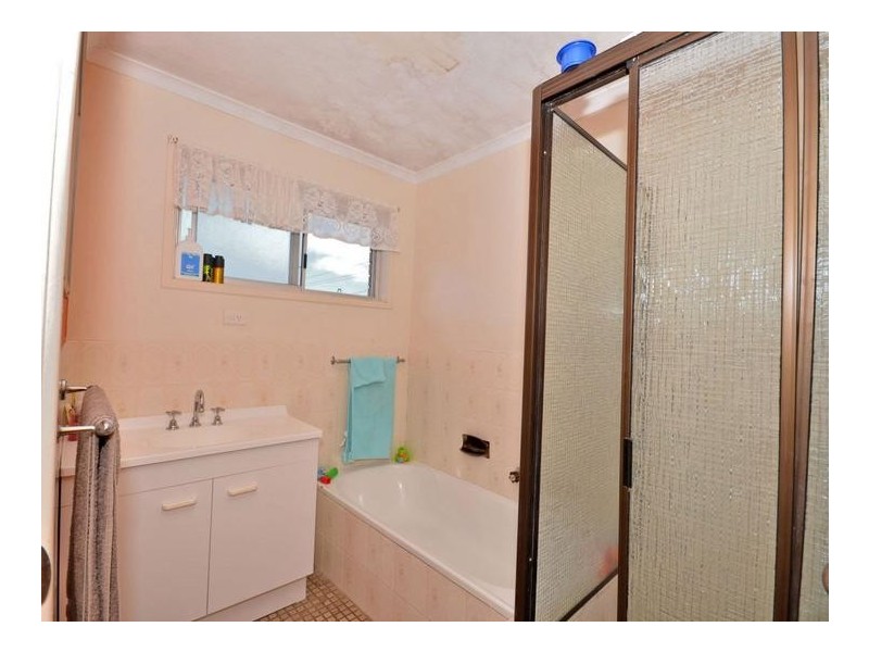 1 & 2/75 Buderim Street, Currimundi QLD 4551