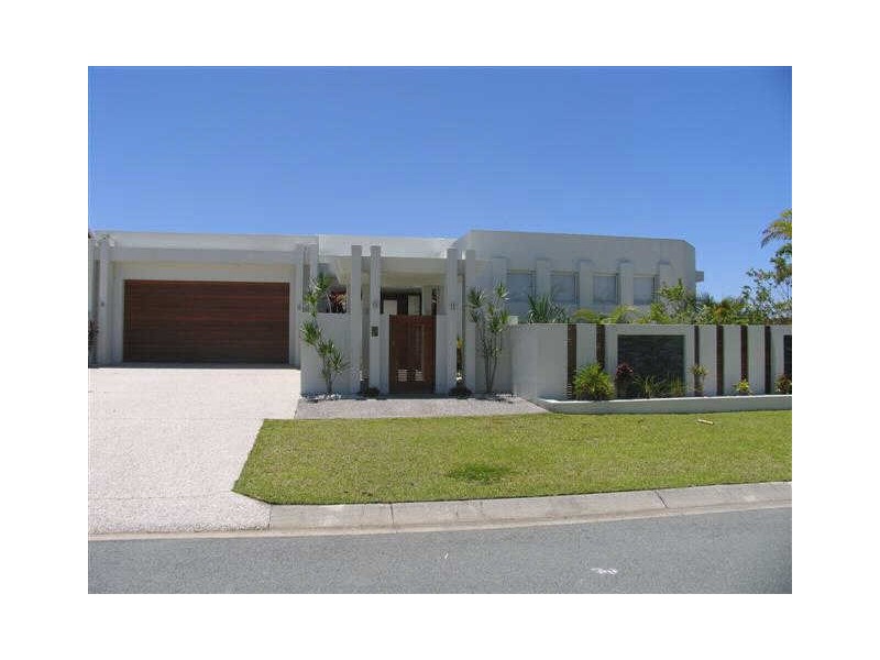 2 Hartley Place, Pelican Waters QLD 4551