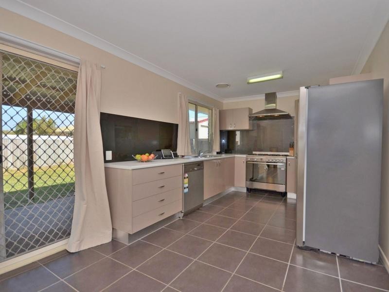 14 Careen Street, Battery Hill QLD 4551