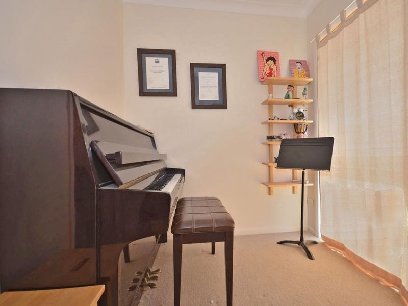 14 Careen Street, Battery Hill QLD 4551