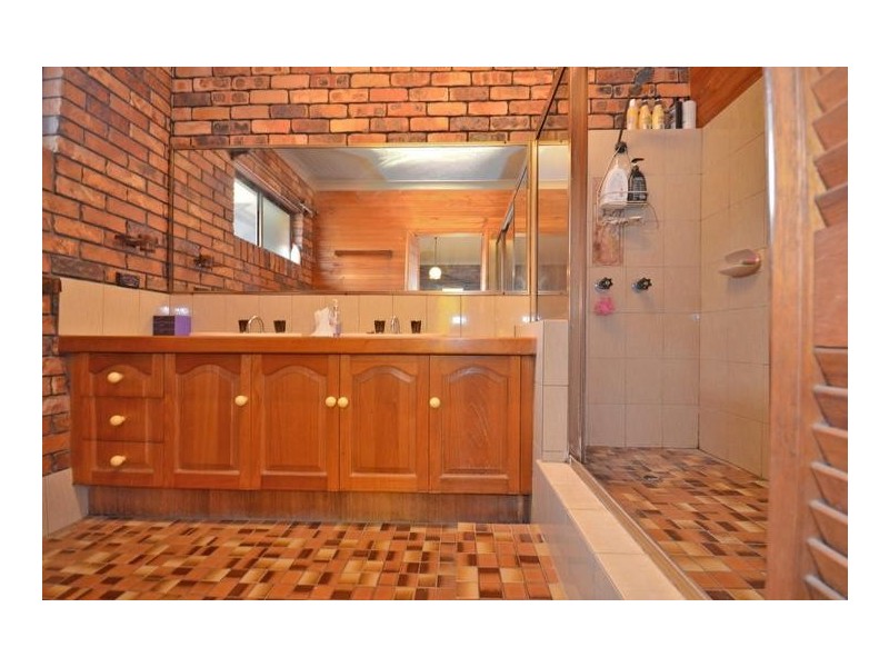 51 Casuarina Drive, Little Mountain QLD 4551