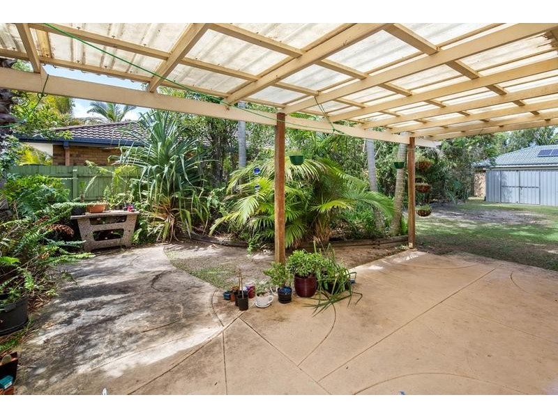 6 Uringa Street, Warana QLD 4575