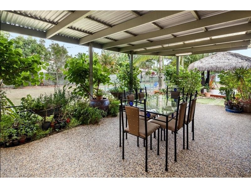 2 Colonial Court, Little Mountain QLD 4551