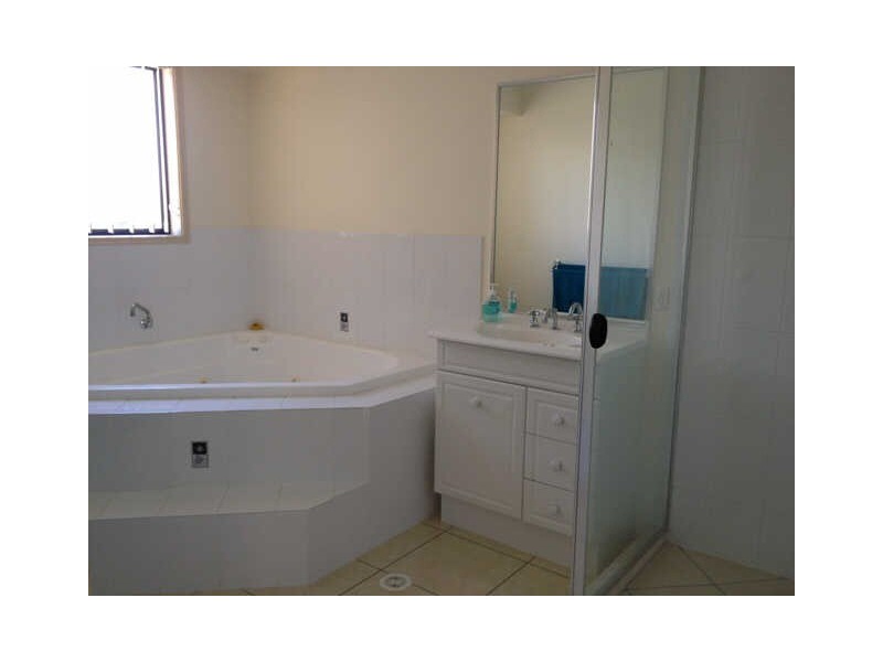 Little Mountain QLD 4551