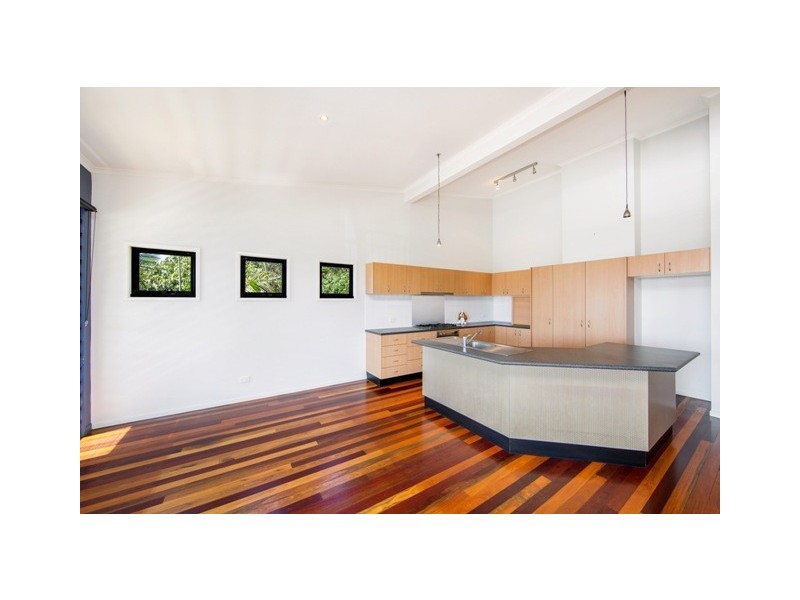 2E Arthur Street, Kings Beach QLD 4551