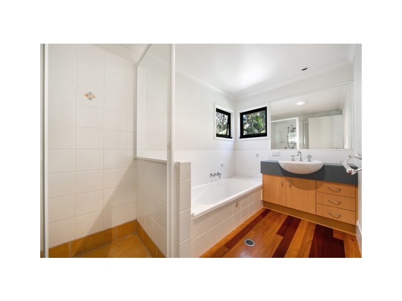 2E Arthur Street, Kings Beach QLD 4551