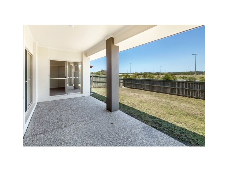 15 Wilkiea Street, Meridan Plains QLD 4551