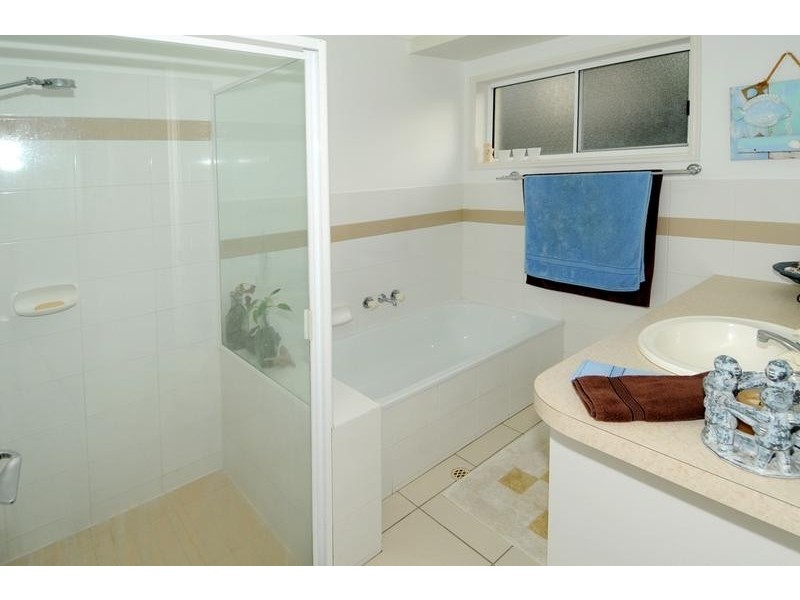 16 Ascot Way, Little Mountain QLD 4551