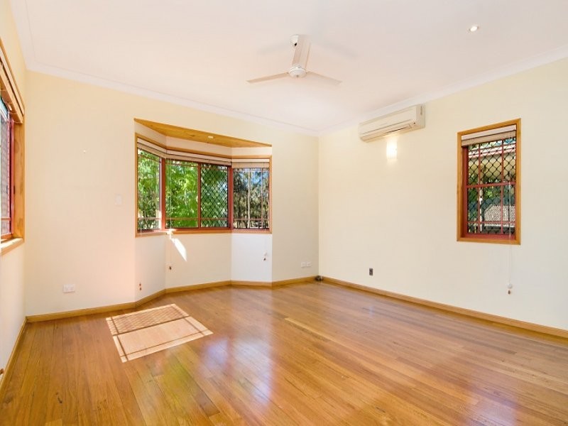18 Parklands Boulevard, Little Mountain QLD 4551
