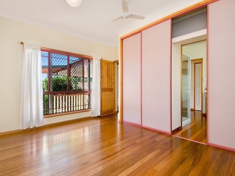 18 Parklands Boulevard, Little Mountain QLD 4551