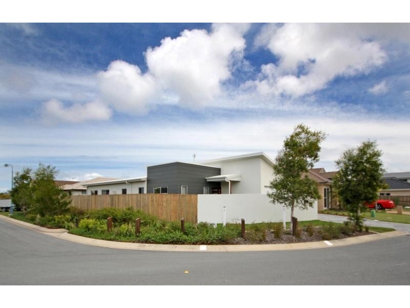 12 Feathertop Circuit, Caloundra West QLD 4551