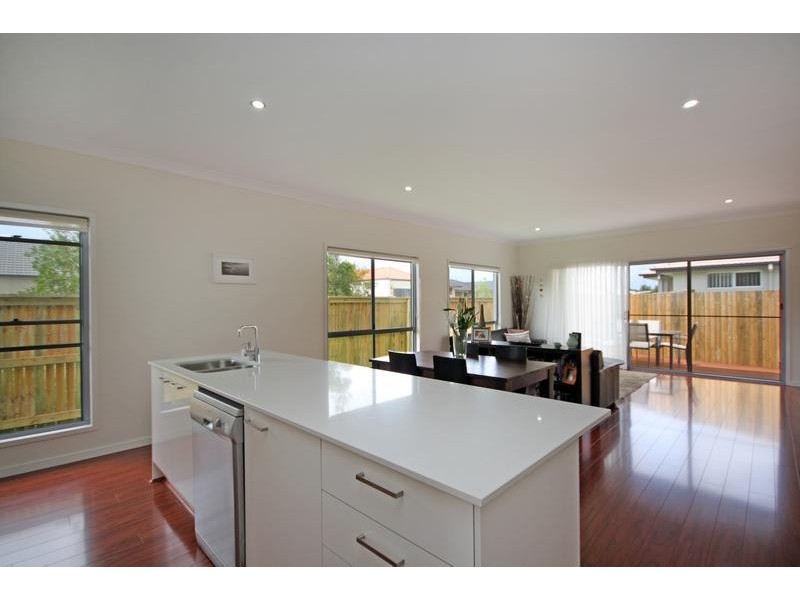 12 Feathertop Circuit, Caloundra West QLD 4551