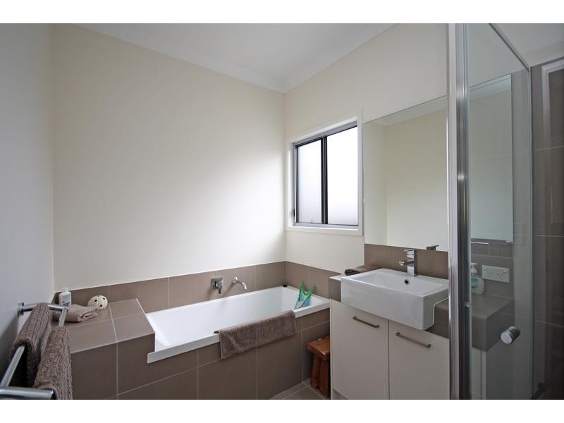 12 Feathertop Circuit, Caloundra West QLD 4551