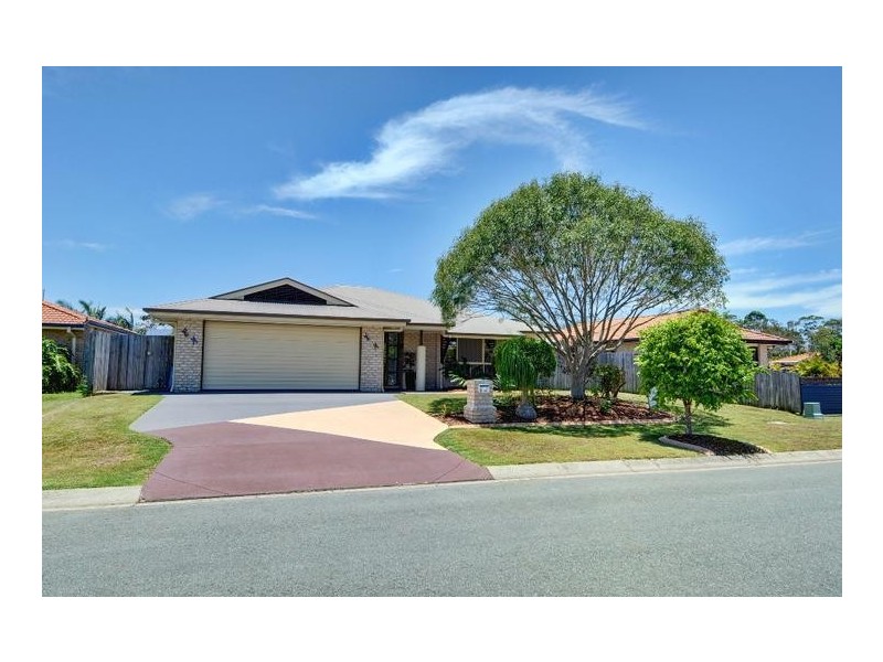 4 Water Side Place, Little Mountain QLD 4551