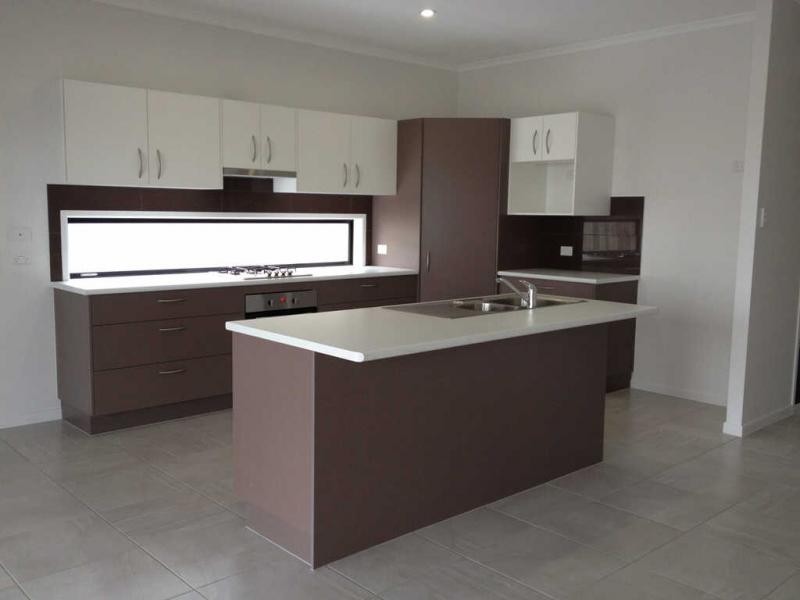 8 Buruwang Street, Birtinya QLD 4575