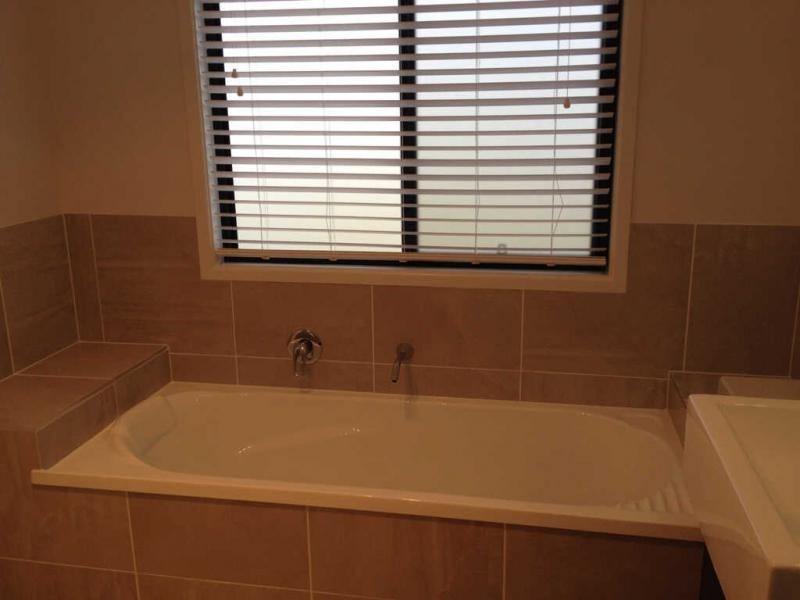 8 Buruwang Street, Birtinya QLD 4575