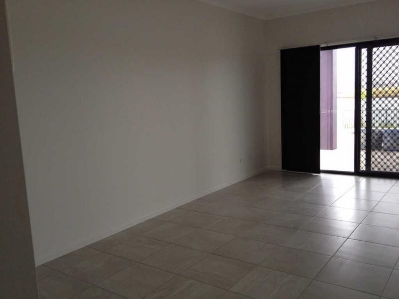 8 Buruwang Street, Birtinya QLD 4575