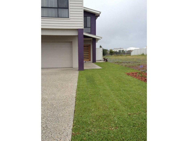 8 Buruwang Street, Birtinya QLD 4575