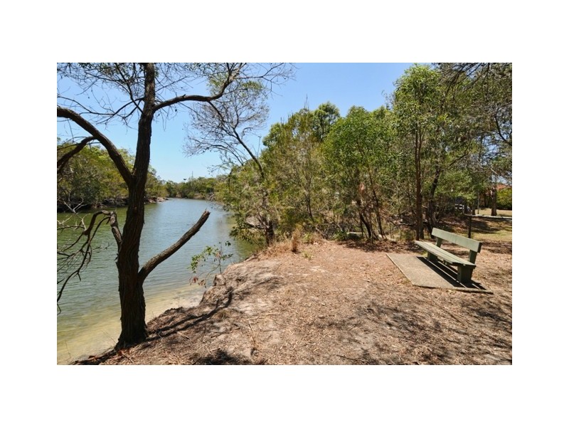 6 Bluebell Street, Currimundi QLD 4551