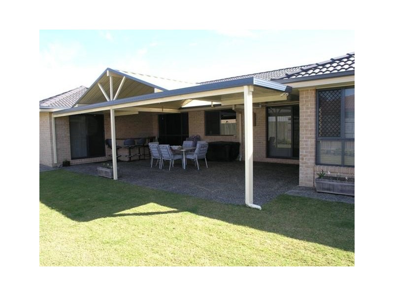45 Discovery Drive, Little Mountain QLD 4551