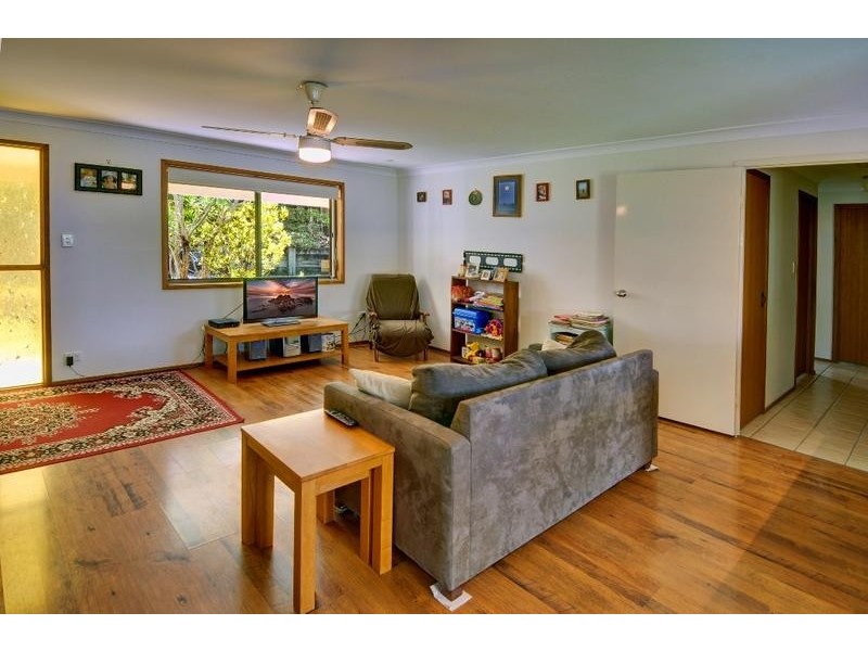 38 Enfield Crescent, Battery Hill QLD 4551