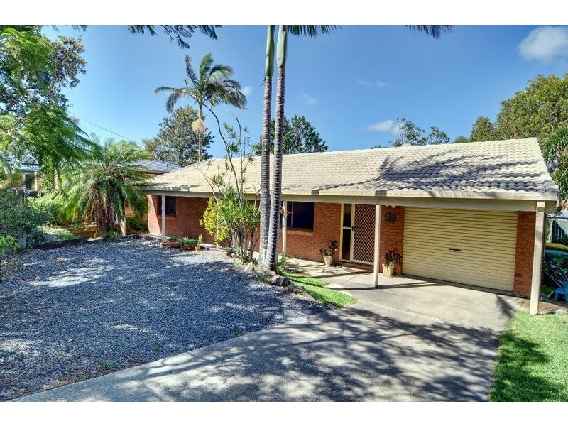 38 Enfield Crescent, Battery Hill QLD 4551