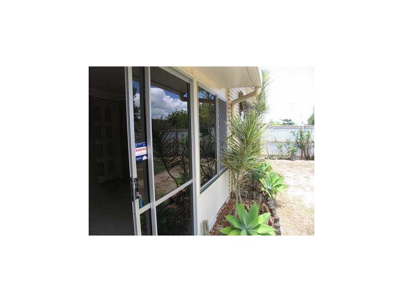 Warana QLD 4575