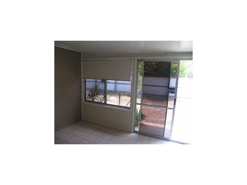 Warana QLD 4575