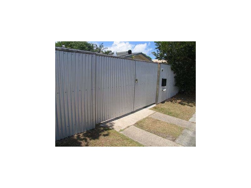 Warana QLD 4575