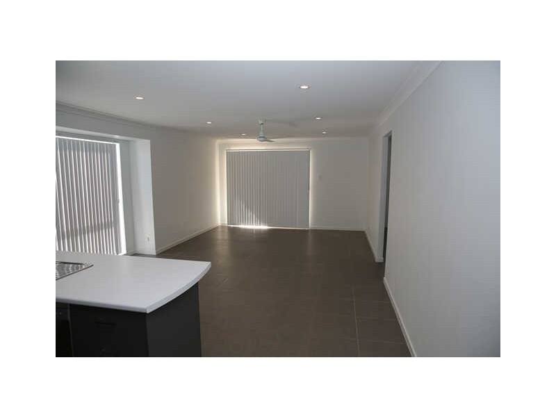 Little Mountain QLD 4551