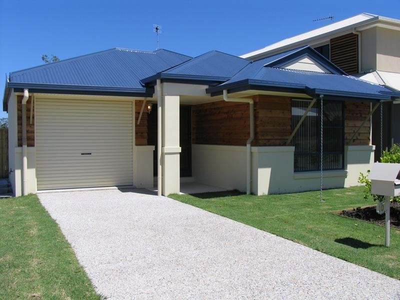 10 Domatia Place, Meridan Plains QLD 4551