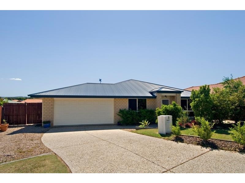 8 Primrose Place, Little Mountain QLD 4551