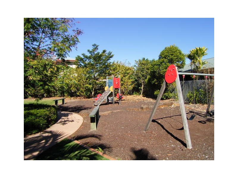 15/9A Browning Boulevard, Battery Hill QLD 4551