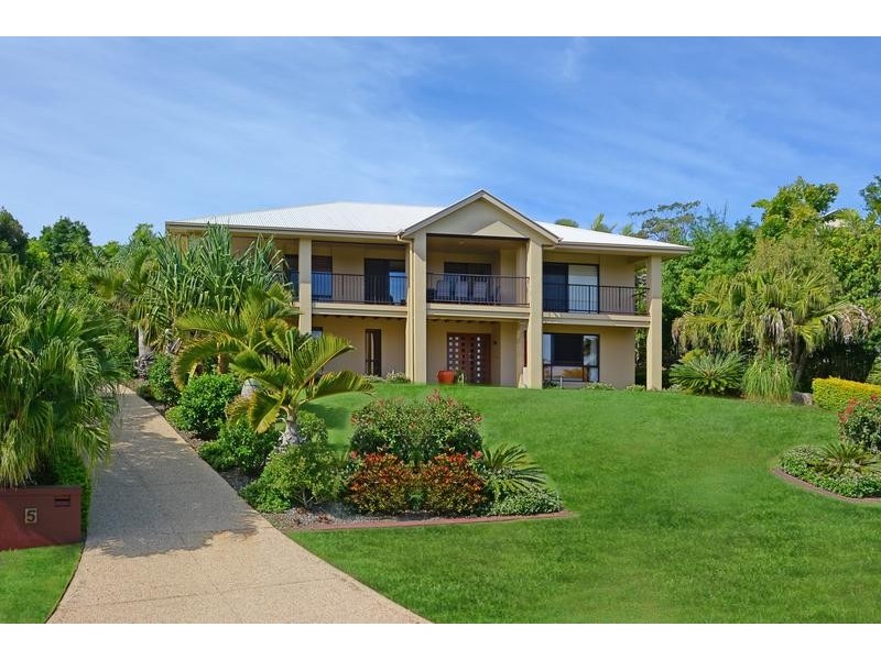 5 Manor Court, Little Mountain QLD 4551