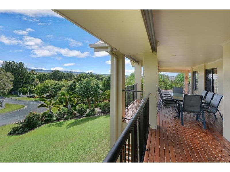 5 Manor Court, Little Mountain QLD 4551