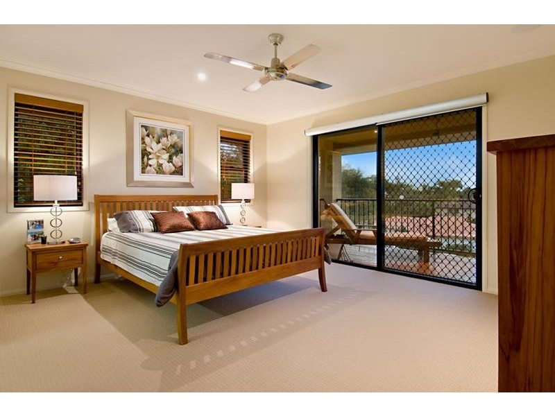 5 Manor Court, Little Mountain QLD 4551