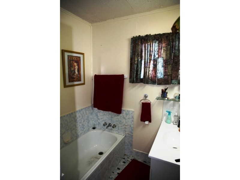 104 Landsborough Parade, Golden Beach QLD 4551