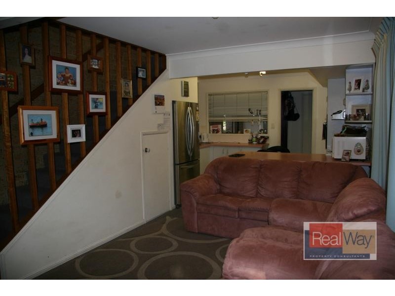 18/29 Browning Boulevard, Battery Hill QLD 4551