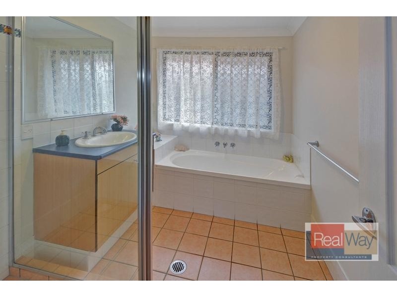 12 Scartree Street, Pelican Waters QLD 4551