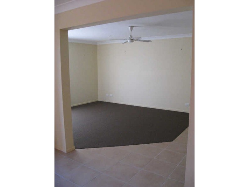 Little Mountain QLD 4551