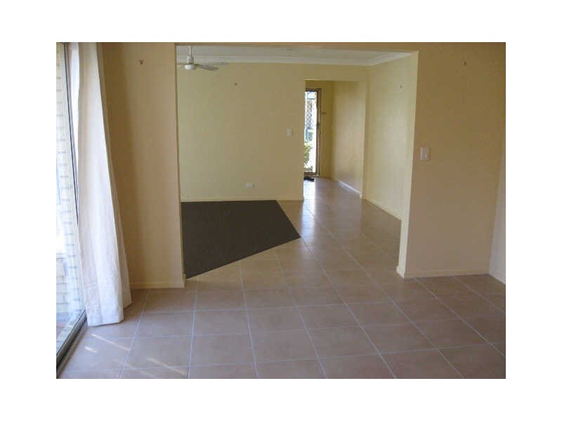 Little Mountain QLD 4551