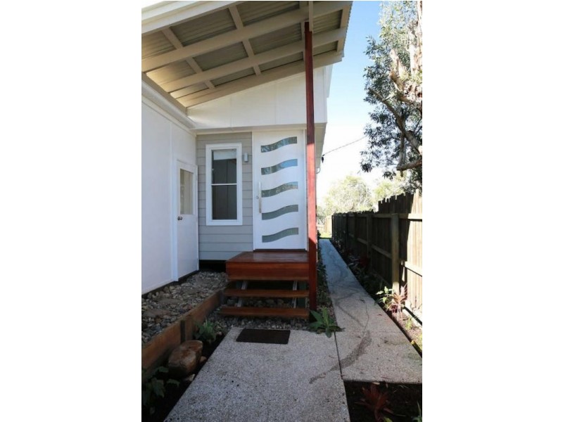 17a MacDonald Street, Dicky Beach QLD 4551