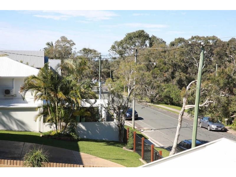 17a MacDonald Street, Dicky Beach QLD 4551