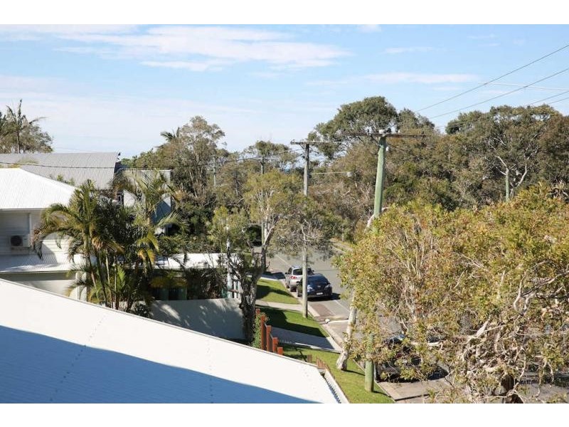 17a MacDonald Street, Dicky Beach QLD 4551