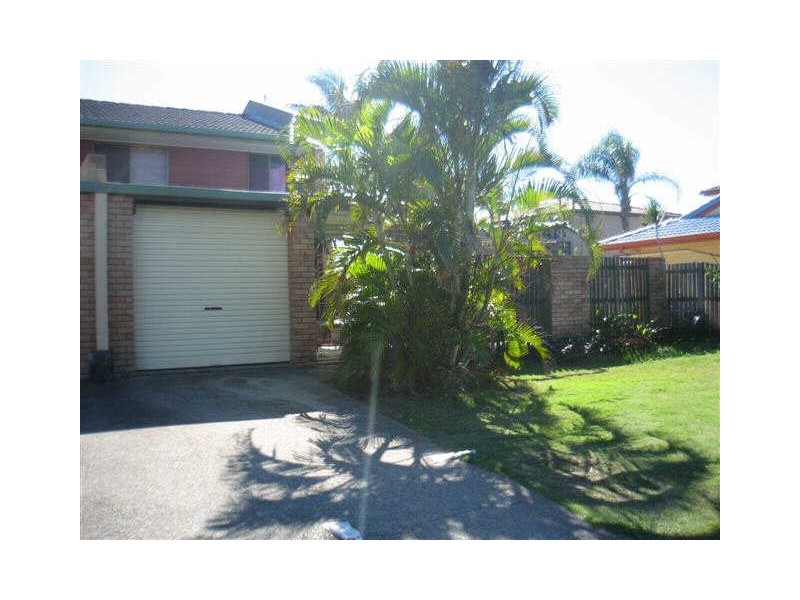 Warana QLD 4575