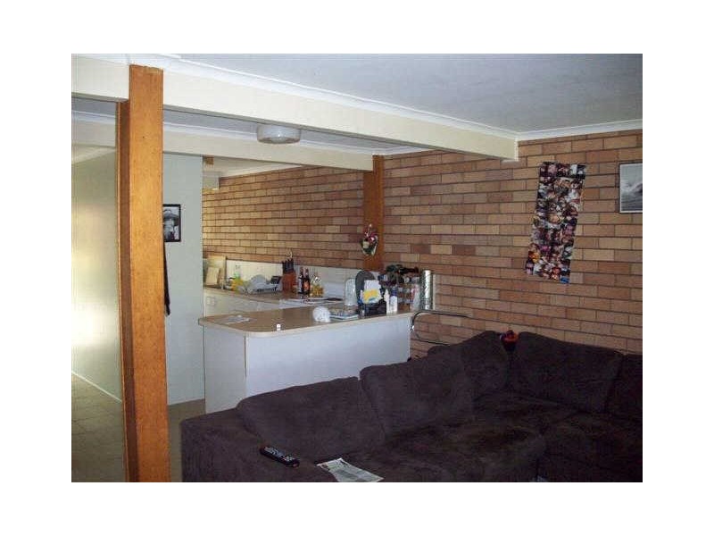 Warana QLD 4575