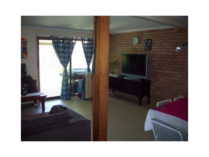 Warana QLD 4575
