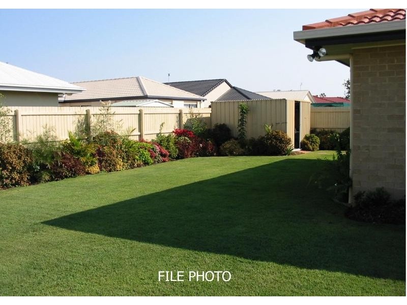 6 Mimosa Crescent, Currimundi QLD 4551